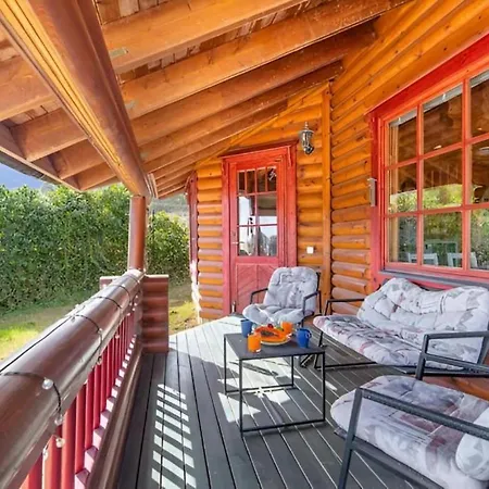 펜션 Home2book Cozy Arucas, Porch, Garden & Bbq